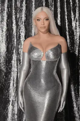 Beyonce at her renaissance movie red carpet with new icy silver blonde hair