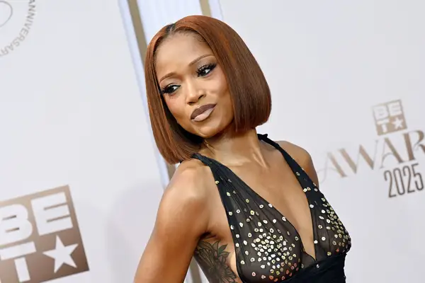 Keke Palmer shows off her copper bob at the 2025 BET Awards.