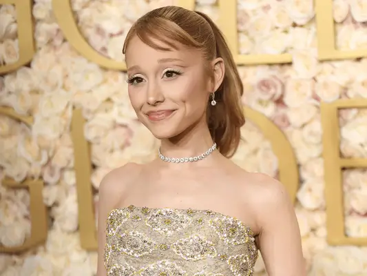 Ariana Grande at the 2025 Golden Globes