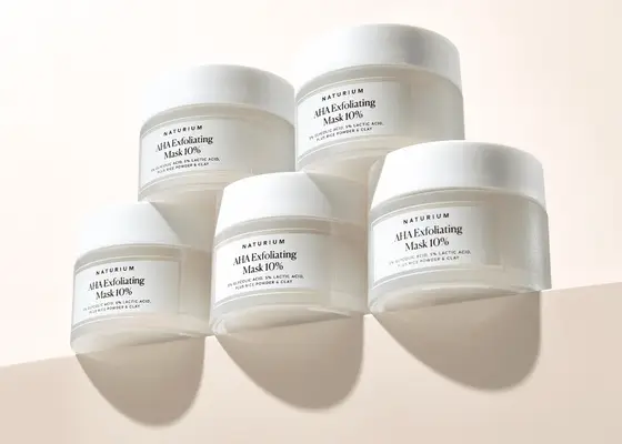 La prima maschera per il viso di Natuum offre una pelle più liscia e più morbida in soli 5 minuti