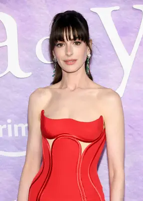 Anne Hathaway at the premiere of 