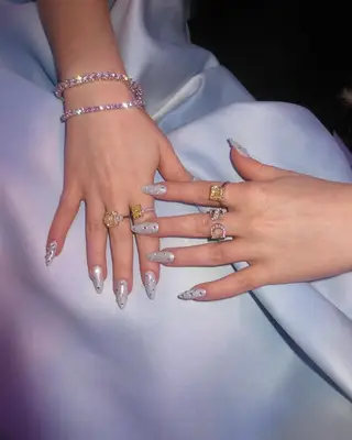 Sabrina Carpenter Nails