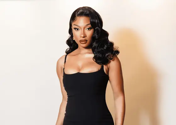 Megan Thee Stallion prøvde på en smeltet lava bob med stumpe smell