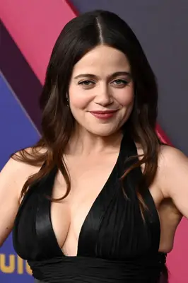 Molly Gordon at the 76th Primetime Emmy Awards held at Peacock Theater .