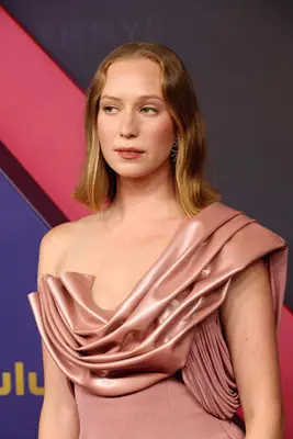 Hannah Einbinder at the 2024 Emmy Awards
