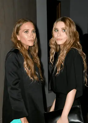 Hailey Bieber poses in a mirror selfie.