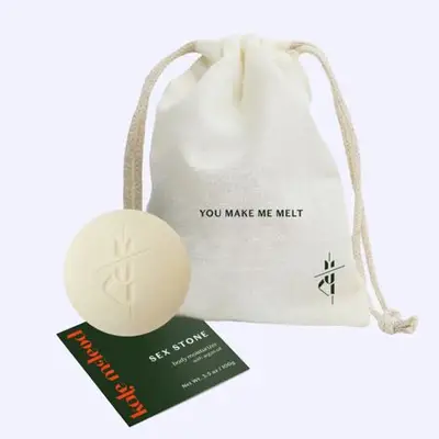 Round massage bar with muslin bag