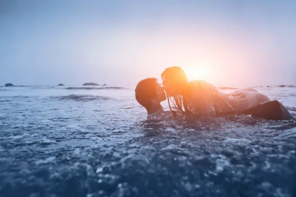 Vous pourriez être vraiment désolé si vous faites l’amour dans l’eau cet été