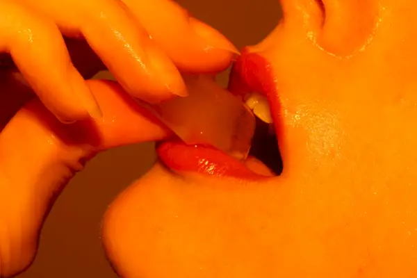 10 sexlegetøj du kan lave derhjemme ved at bruge almindelige køkkenting