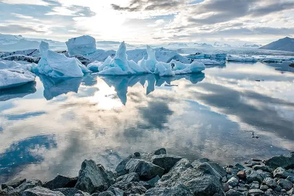 Scandinavian Glacier Water