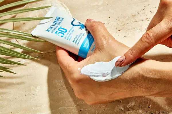 ISDIN Eryfotona Actinica Mineral SPF 50+ Sunscreen