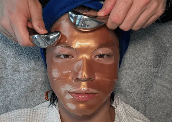 Alors, que se passe-t-il exactement pendant un soin du visage?