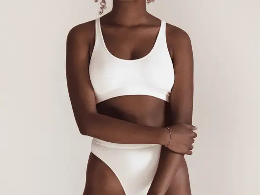 Sukker vs. voksing: Hva er bedre? Hårfjerningseksperter veier inn