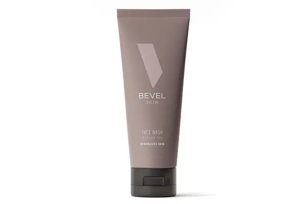 FACE WASH Revitalizes Skin