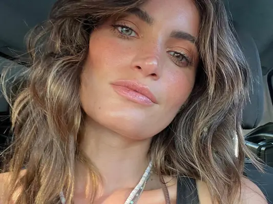 A selfie of Madison Rhain with pretty, fresh skin