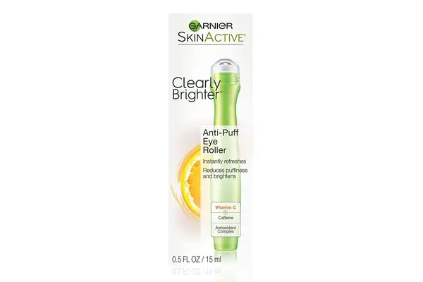 Garnier SkinActive Clearly Brighter Anti-Puff Eye Roller