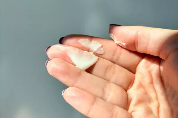 Glow Recipe Avocado Ceramide Moisture Barrier Cleanser