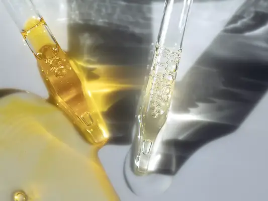 Essential oils in droppers