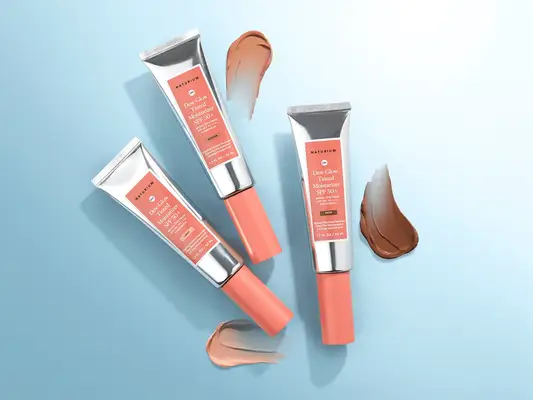 Naturium právě upustil odbarvenou verzi své virové rosy