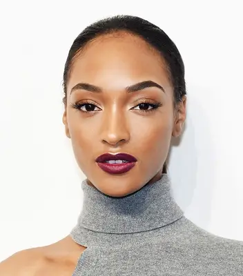 Jourdan Dunn Bronze Smoky Eye and Magenta Lipstick