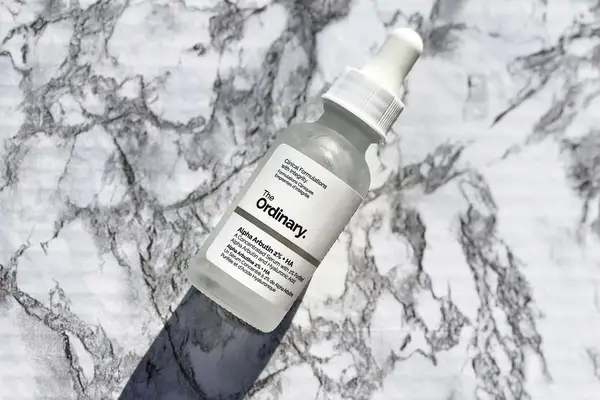 the ordinary alpha arbutin 2% + HA