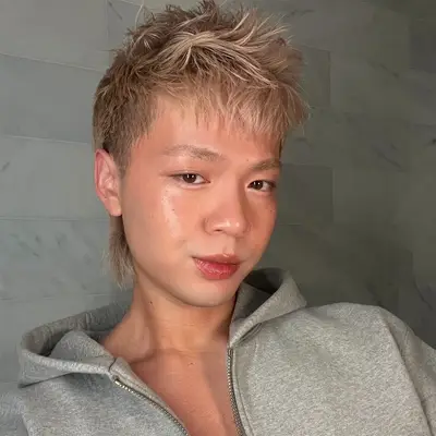 MYM Beauty editor wearing Dr. Idriss Sunscreen