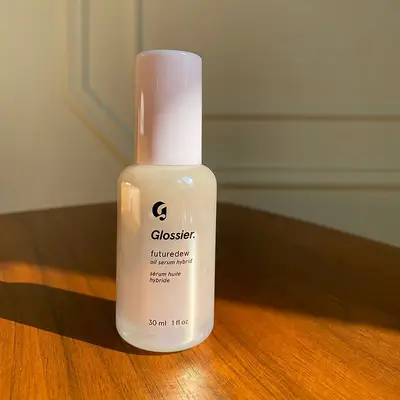 Intenté el futuro de Glossier, y tengo pensamientos