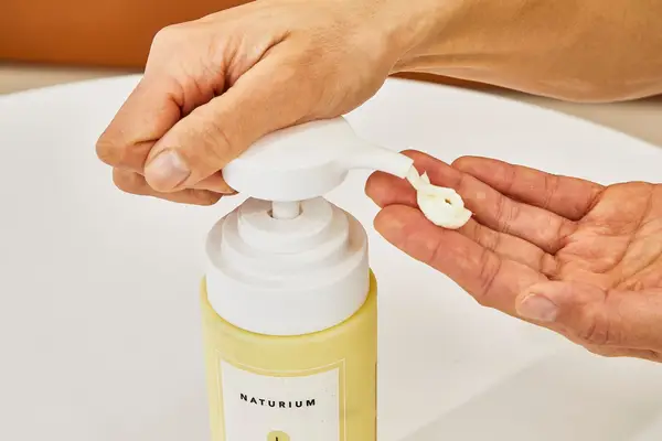 Sol de Janeiro Beija Flor Elasti-Cream with Collagen and Squalane