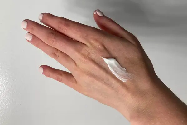 The Outset Smoothing Vitamin C Eye + Expression Lines Cream