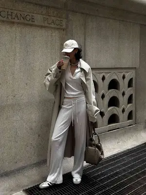 Suzie Kondi The Sarra Bracelet Crewneck Sweater in cashmere in sapphire-cherry stripe