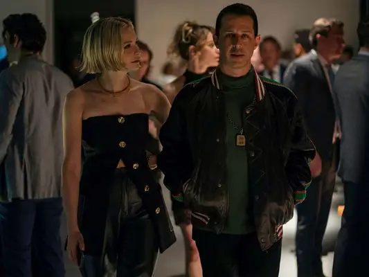 Annabelle Dexter-Jones and Jeremy Strong in Succession