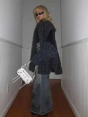 Matteau Relaxed Tailored Blazer in black