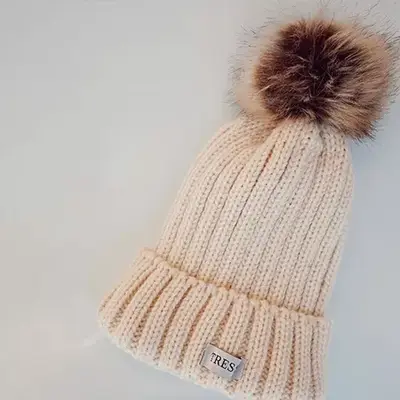 Tress 2-in-1 Beanie