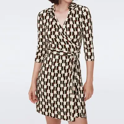 Ray-Ban New Wayfarer Classic sunglasses in black with dark green lenses