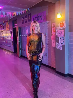 Norma Kamali Long Gloves in black mesh