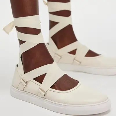 Vivaia Madeline Pro Round-Toe Water-Repellent Wool Over-the-Knee Boots in black