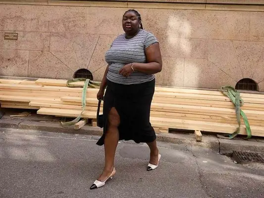 9 Outfits vinařství pro sofistikované popíjení na vašem příštím viničním výletu