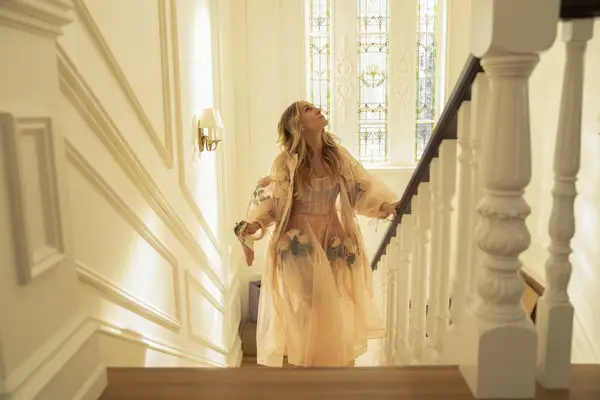 Sarah Jessica Parker as Carrie Bradshaw in 