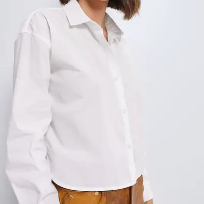 Tuckernuck Cropped Jasper Button Down in white
