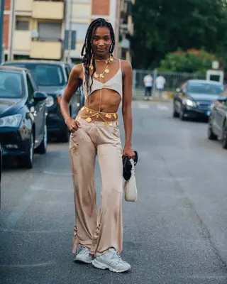 Gola Badminton Sneaker in off-white, green, and gum