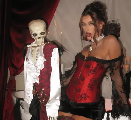 Według danych Pinterest 14 najlepszych strojów na Halloween za 2024