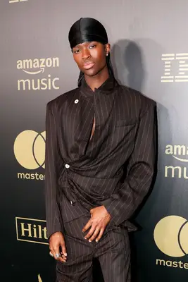 Alton Mason wearing a durag 