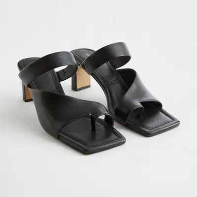 Toe Heeled Leather Sandals 