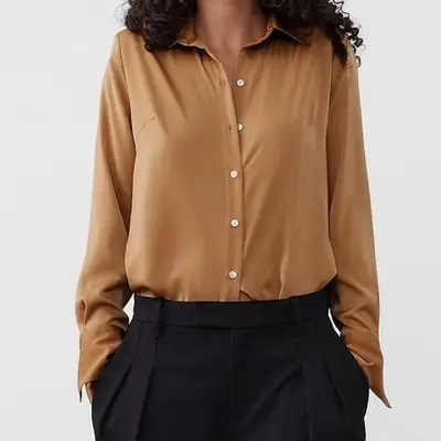 Banana Republic Factory Silky Classic Shirt in afternoon latte brown on model