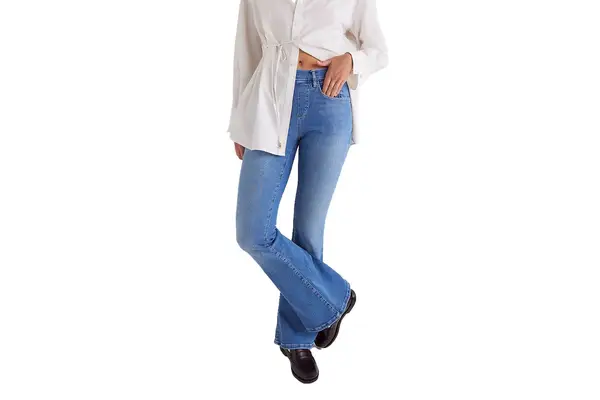 Free People CRVY Infinite Stretch Pull-On Flare Jeans