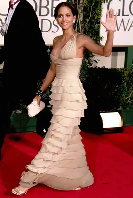 Halle Berry at the 2005 Golden Globes