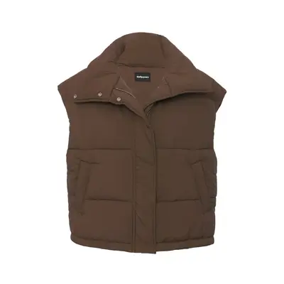 Thirty Years Puffer Vest in Dune
