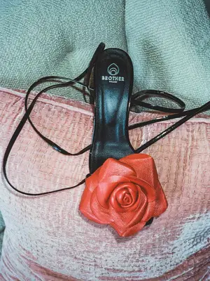 Reformation Cassandra Flat Sandal in buff beige leather