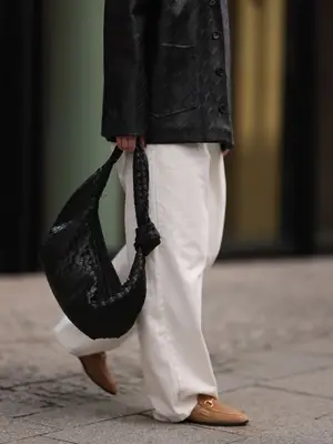 Loci Apex sneakers in black leather with white chunky soles