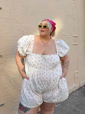 Everlane The Recycled Nylon Tote in parchment off-white with black straps